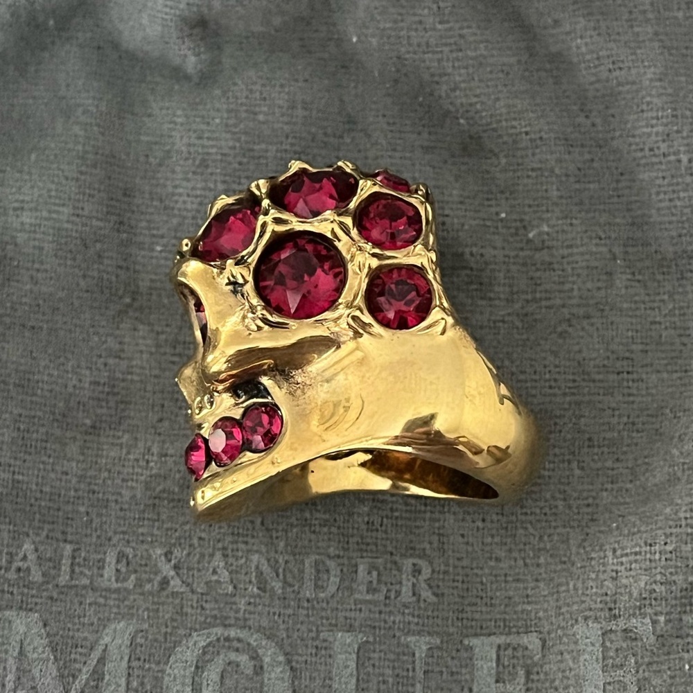 Alexander McQueen Stone Skull Ring - Picture 3 of 13